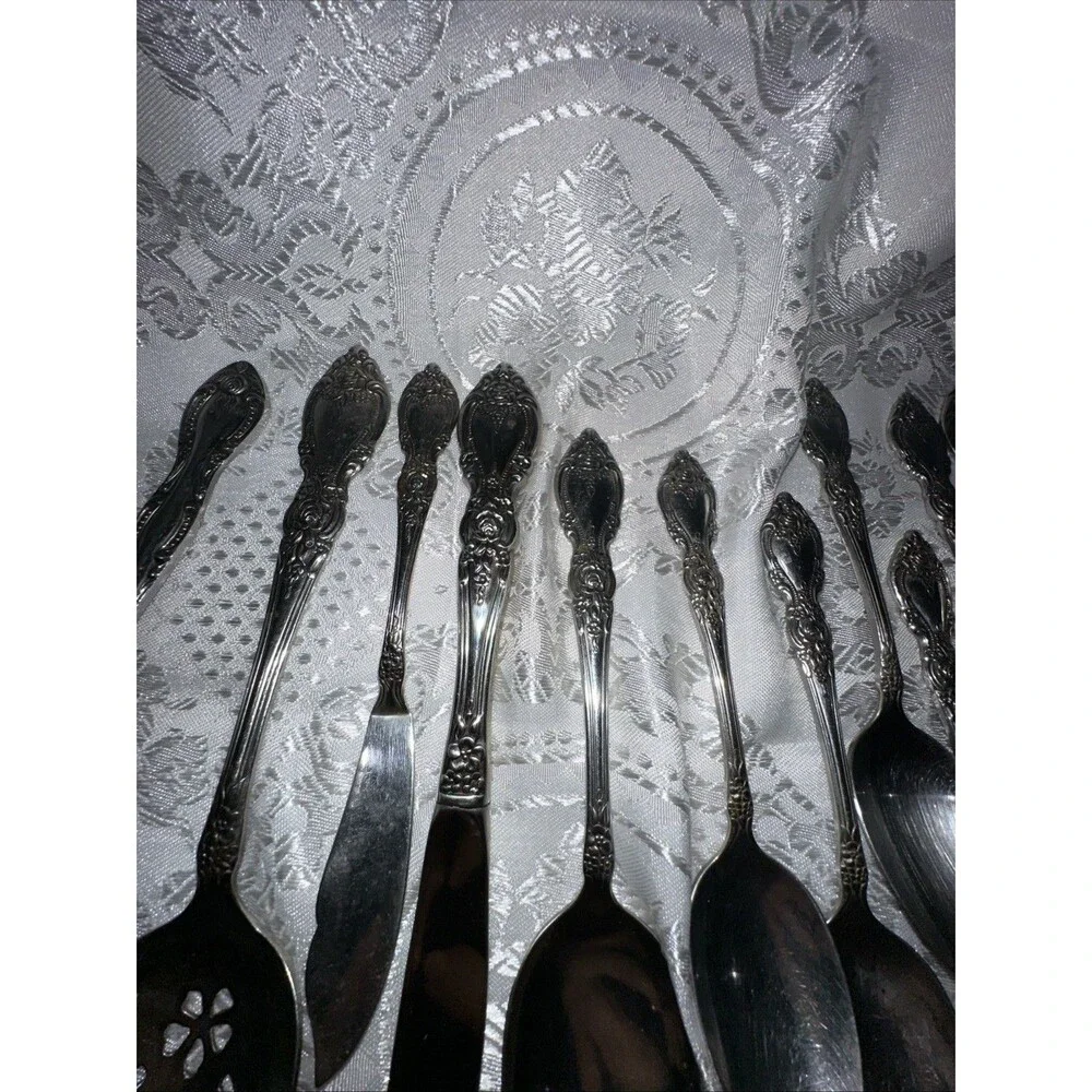16 PiecesOneida OCO USA Glossy Stainless Steel Flatware